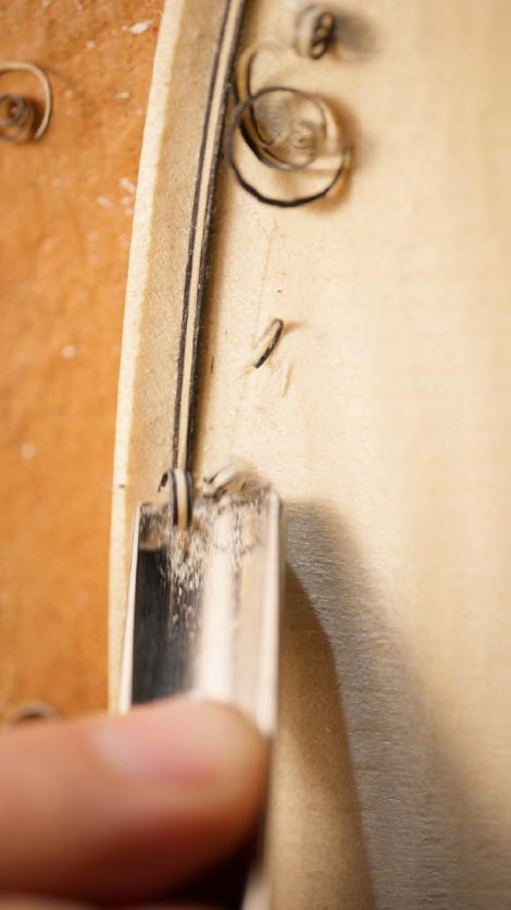 Intimité de création - 2 - Un violoncelle, par Yann Besson