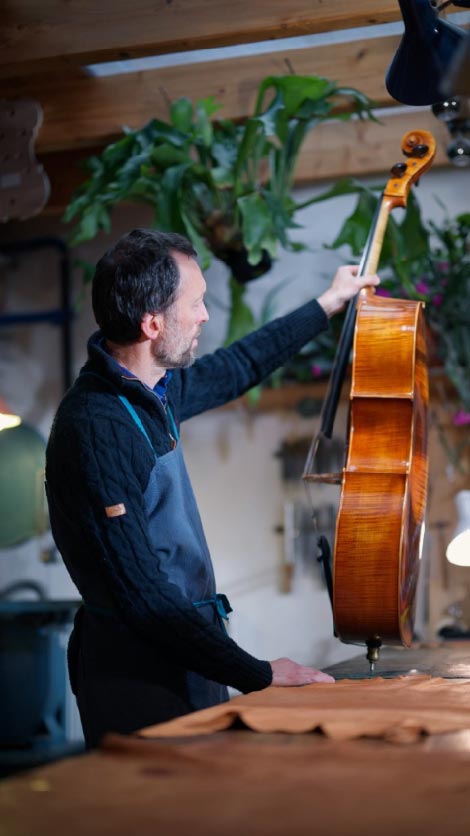 Intimité de création - 7 - Un violoncelle, par Yann Besson